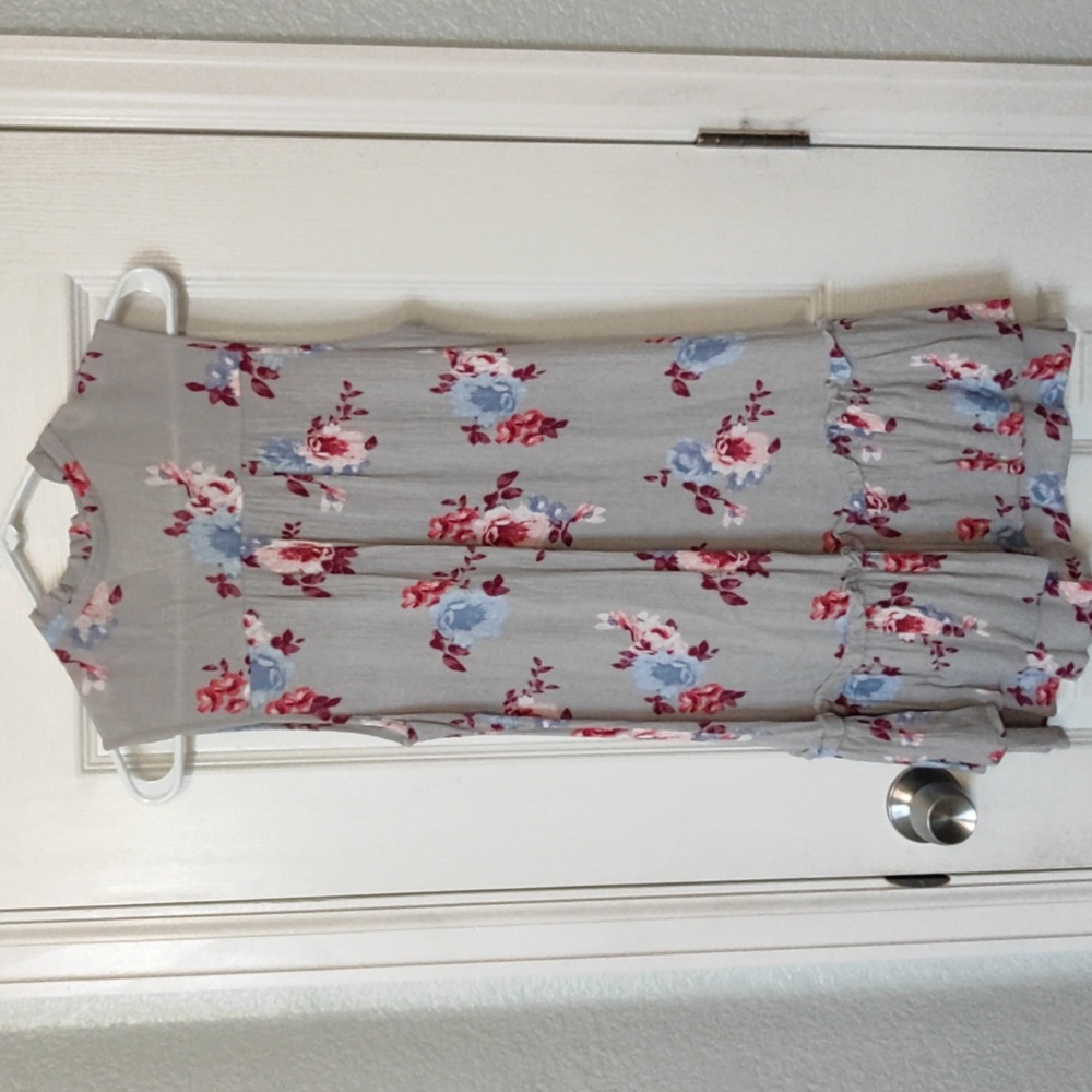 Crepe Ruffle Tunic - Picture 3 of 4